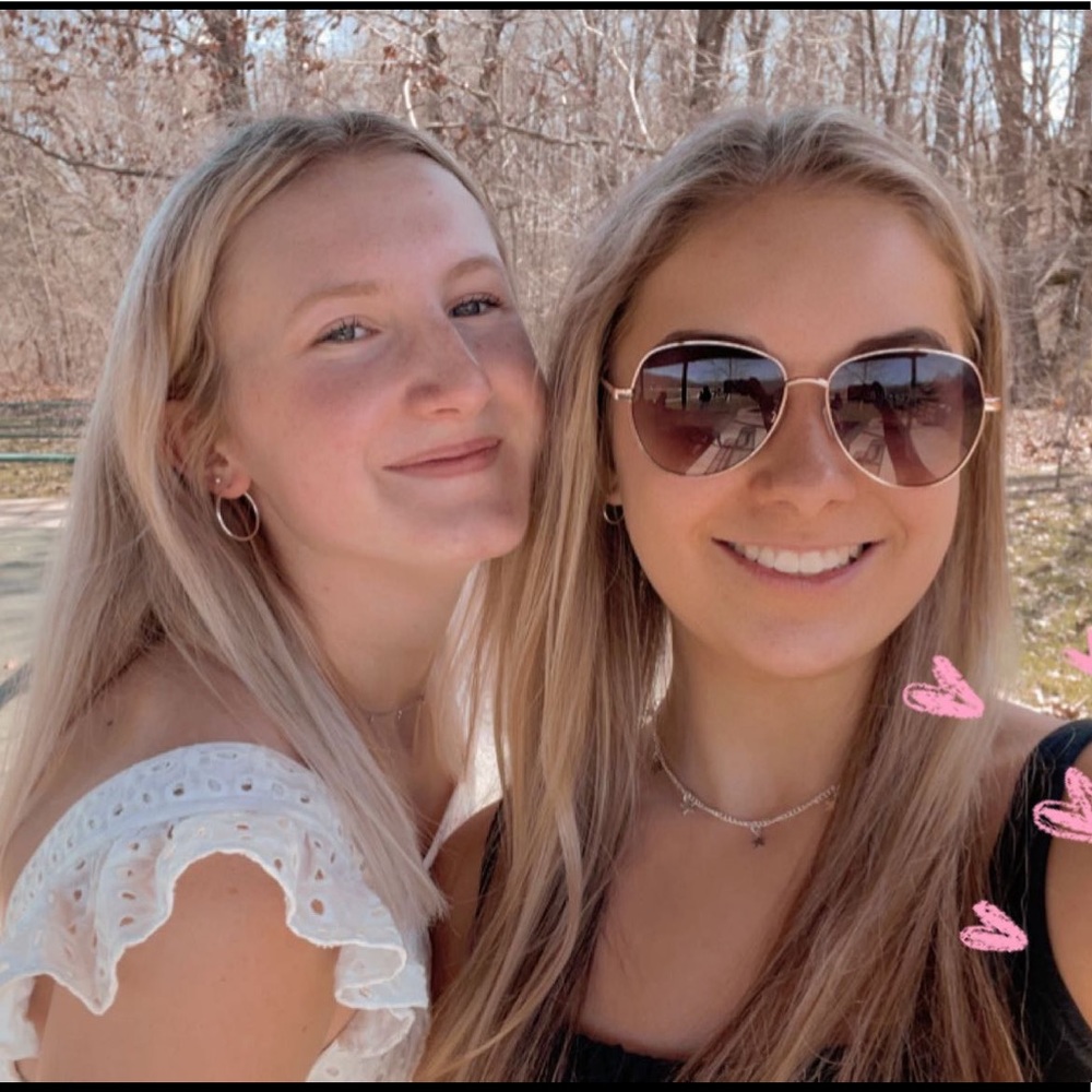 Meet your Posher, Savannah